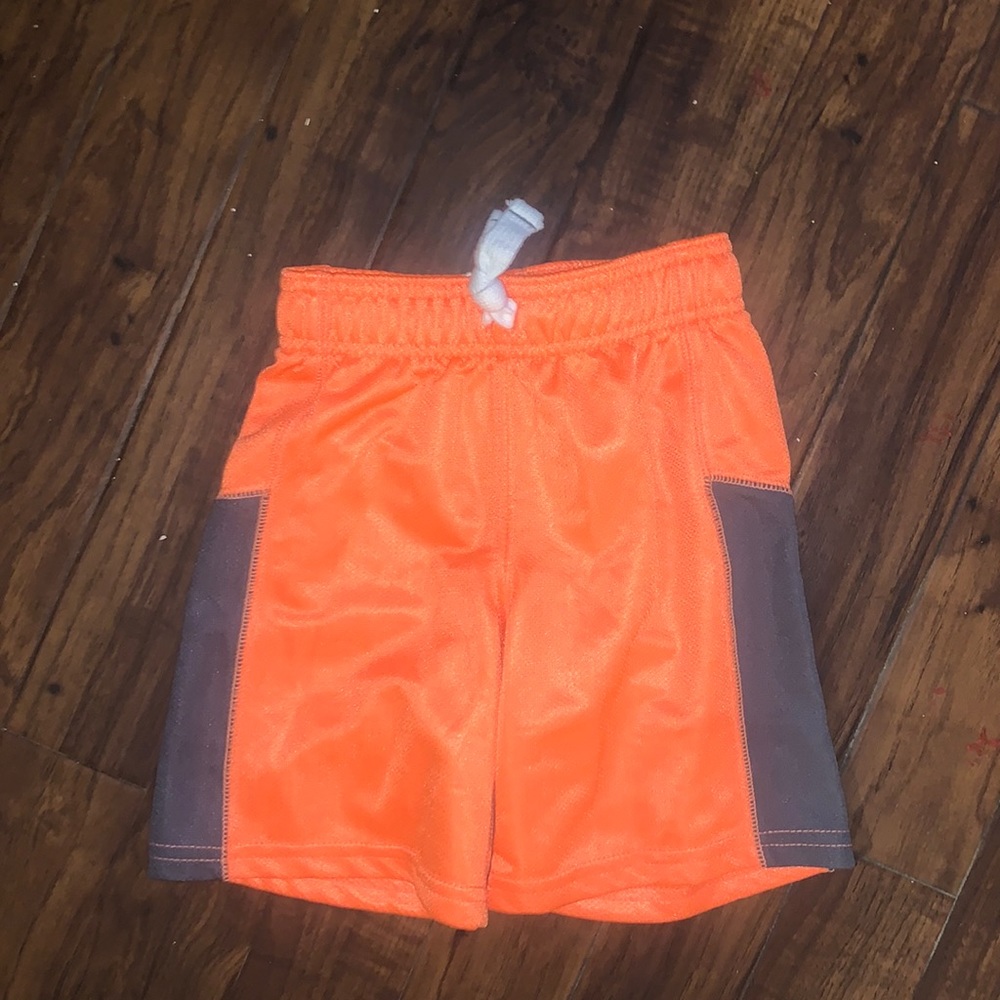 Carter’s shorts ⭐️